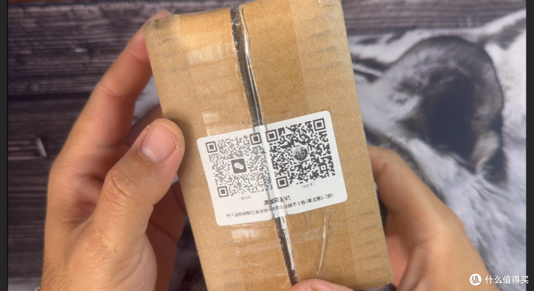 券后3.4元的无线鼠标能买吗?艾鲁铂格M136开箱实测捡漏还是踩坑