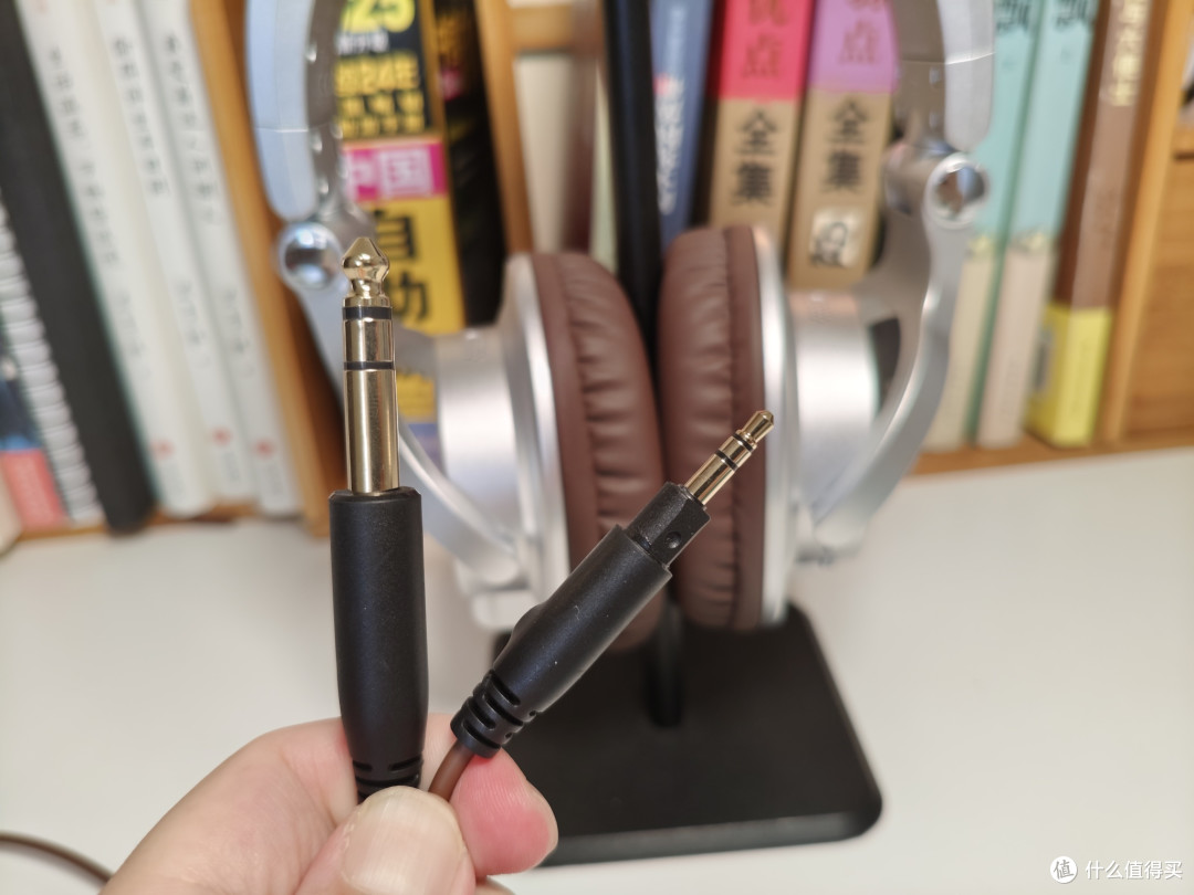不用分开买监听与蓝牙耳机,一副OneOdio A70二代头戴耳机就够了