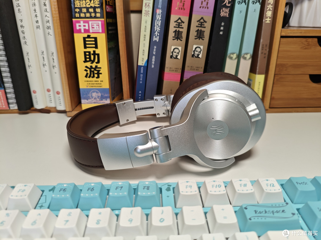 不用分开买监听与蓝牙耳机,一副OneOdio A70二代头戴耳机就够了