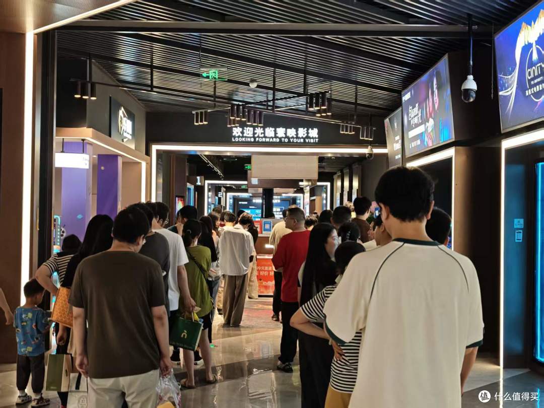 暑期档电影市场,竟然又活了!