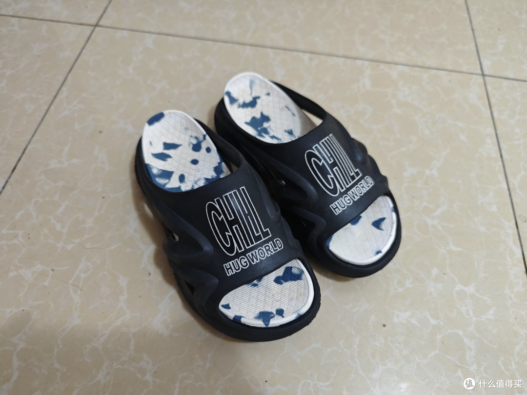 长途自驾出行,我感觉自己带的食物就是比服务区买的吃着香。