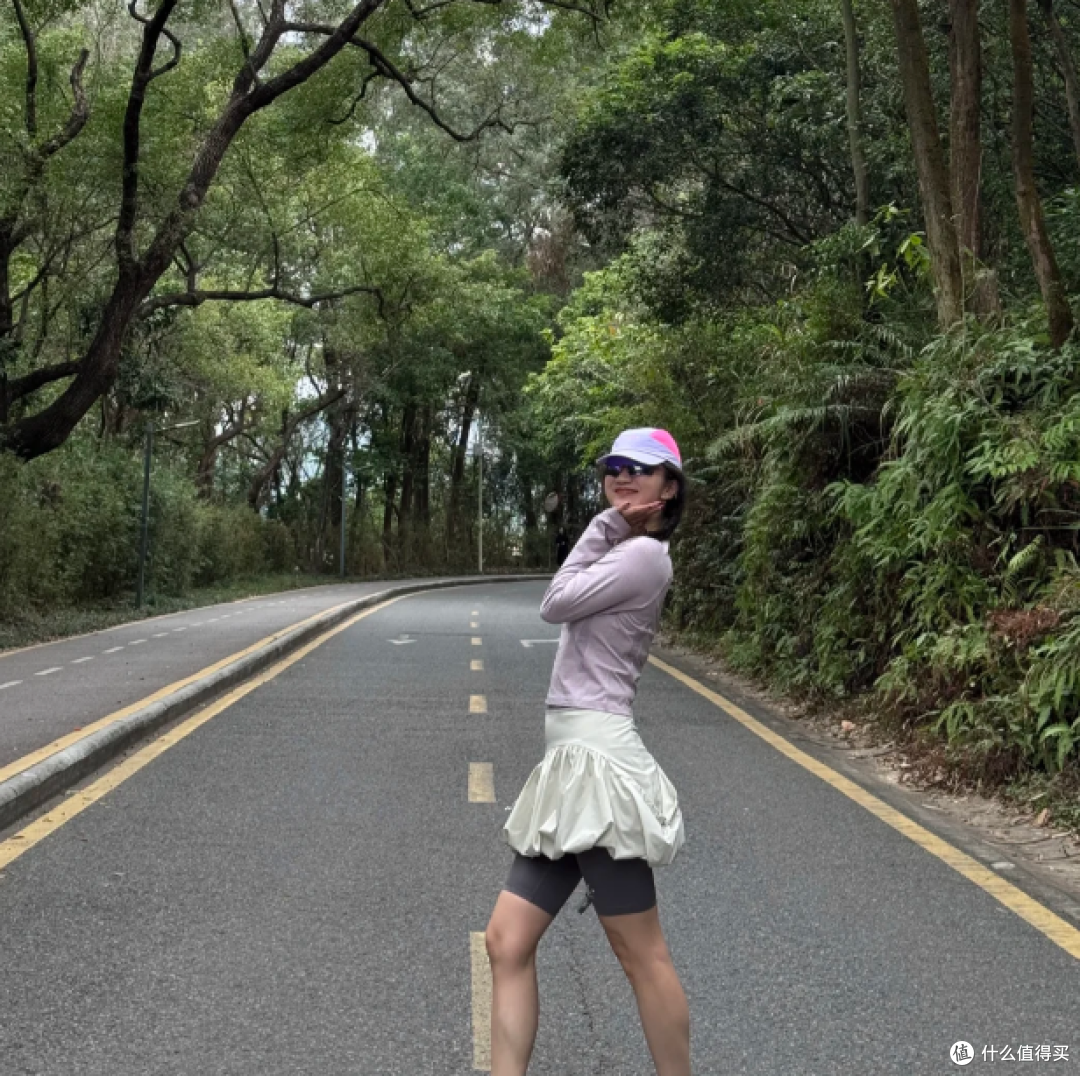 刚洗完穿上和穿了一整天后:一件长袖速干衣在同一天里的手感变化
