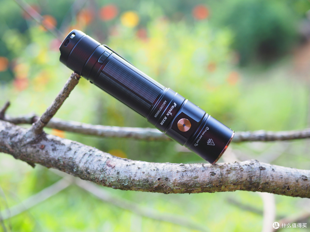 3200流明小巧EDC,西陆户外定制款Fenix K35R手电简单体验