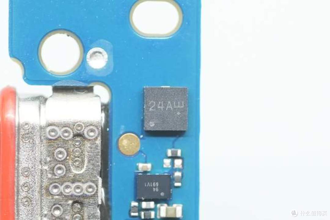 OPPO推出首款跨界自拍潮玩,OPPO Bubble内部硬件用料大揭秘