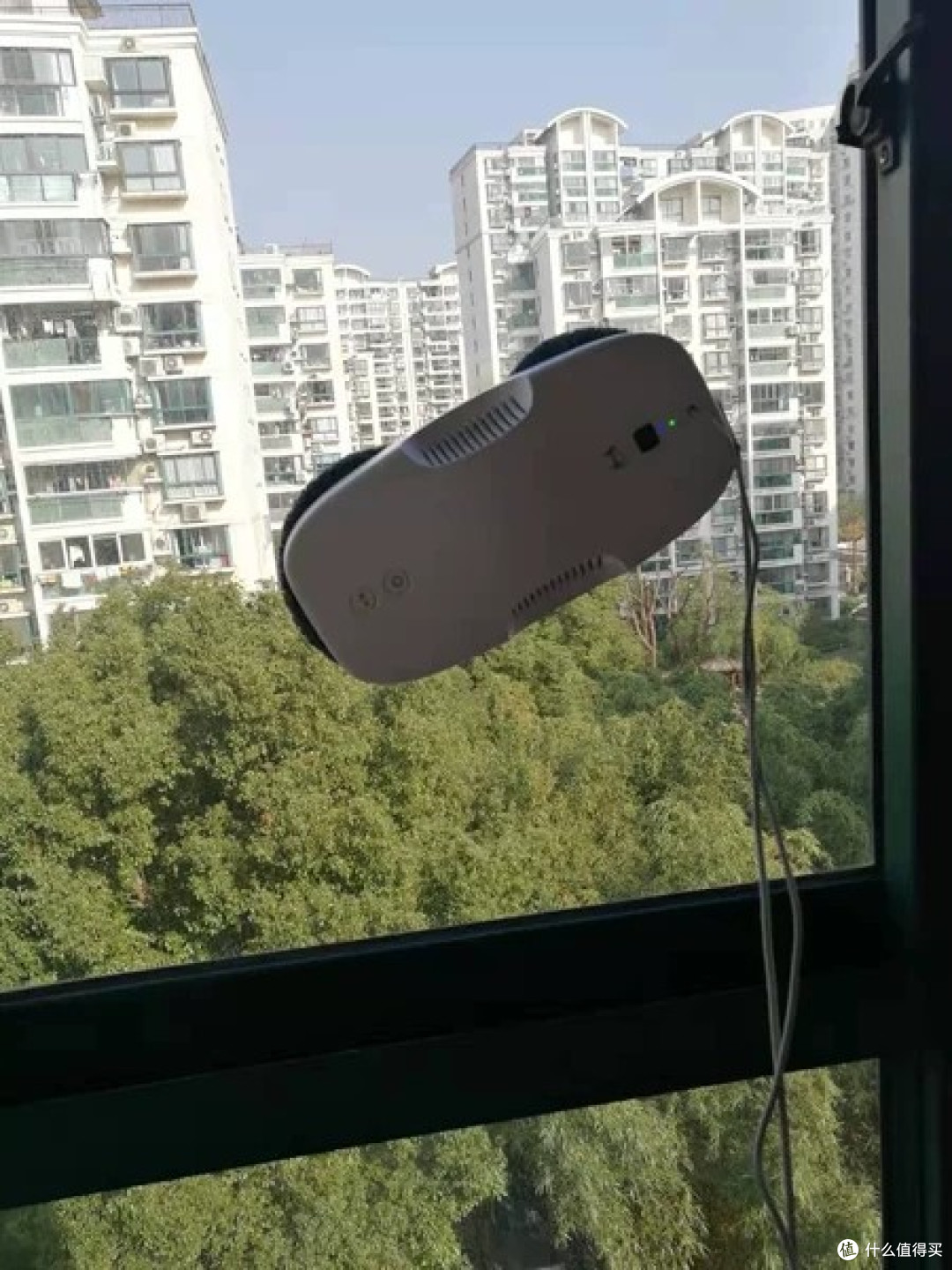 擦窗机器人是智商税吗?听了过来人的体验,我发现选错了