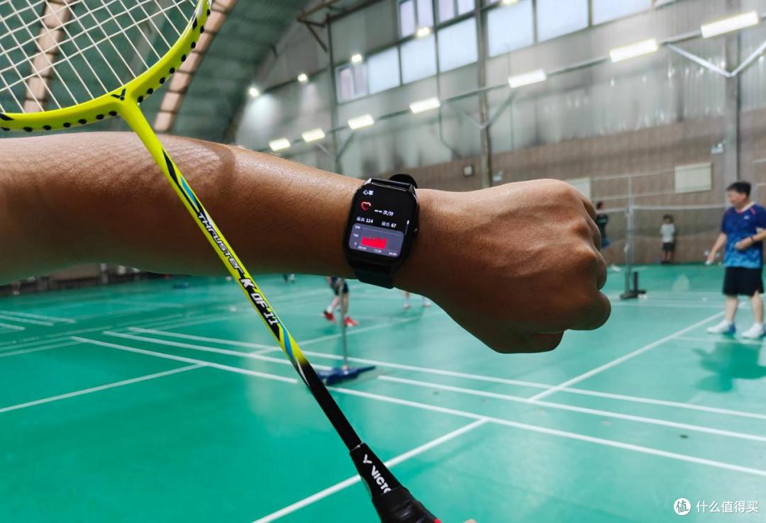 百元AI穿戴新标杆——小度AI手表Fit测评
