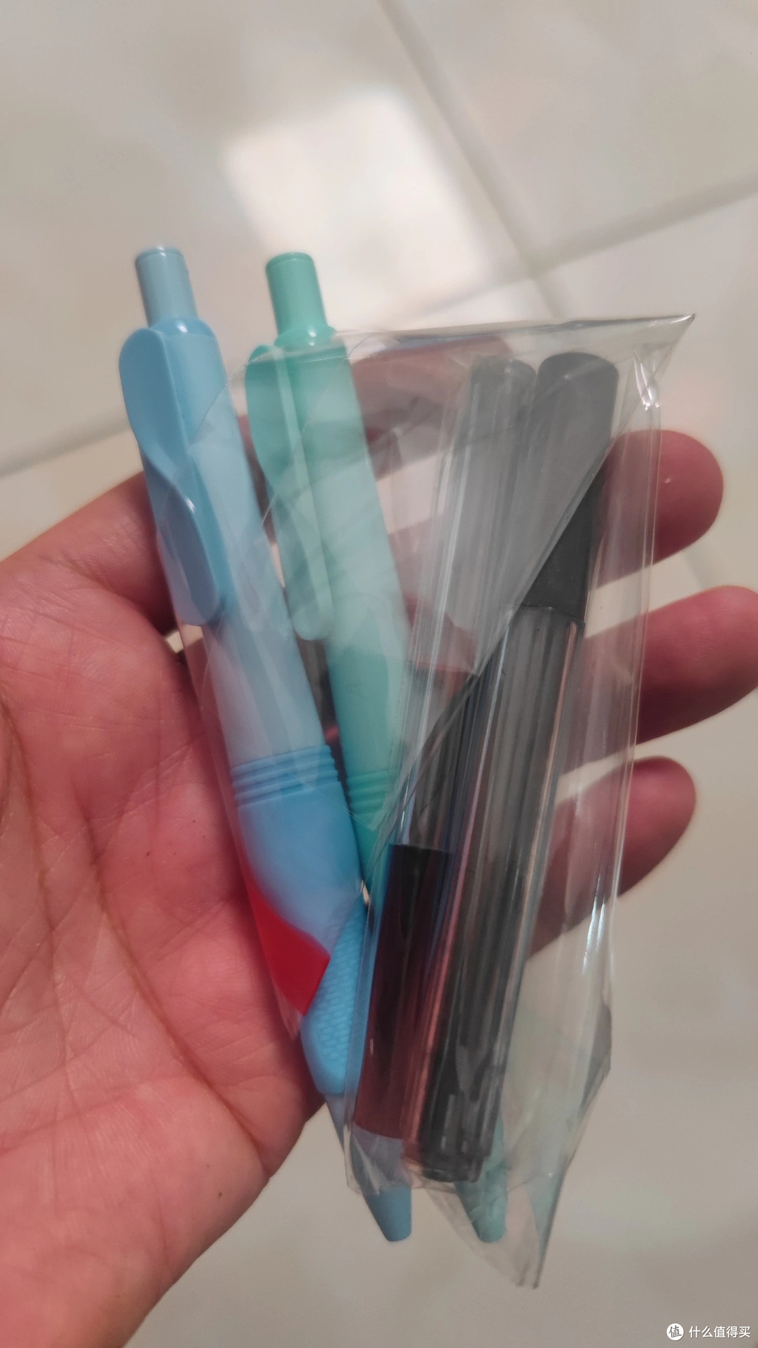 给孩子买的学习铅笔,还挺好用的