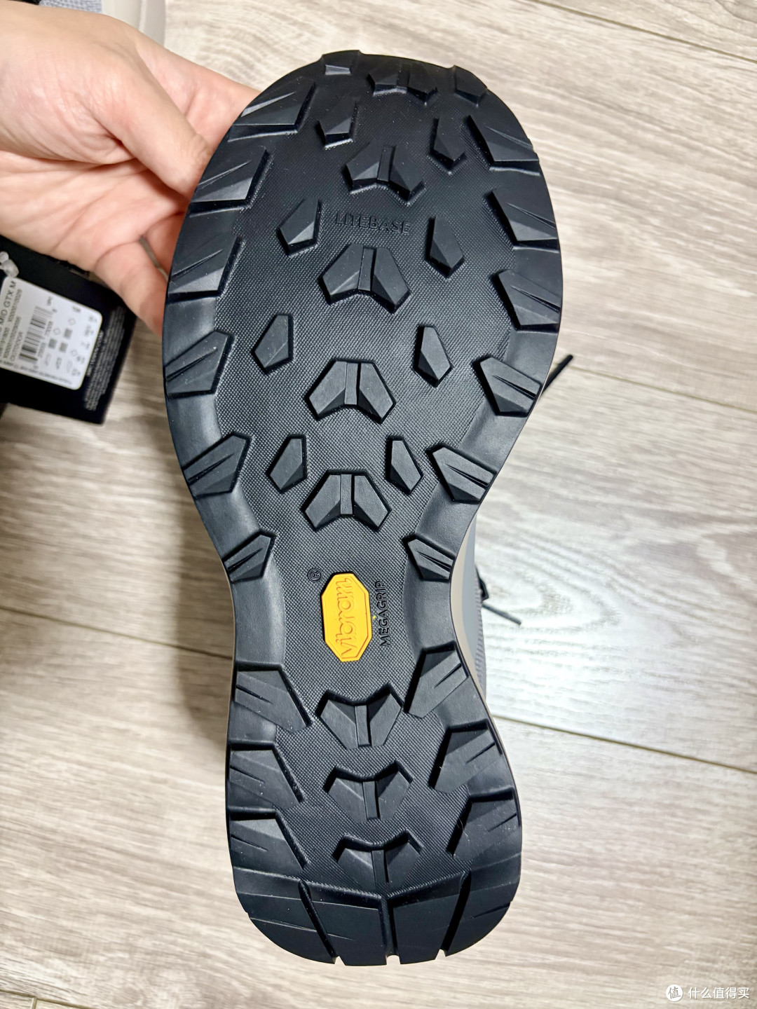 614元!始祖鸟 Kopec Mid GTX|官网折上折|开箱评测
