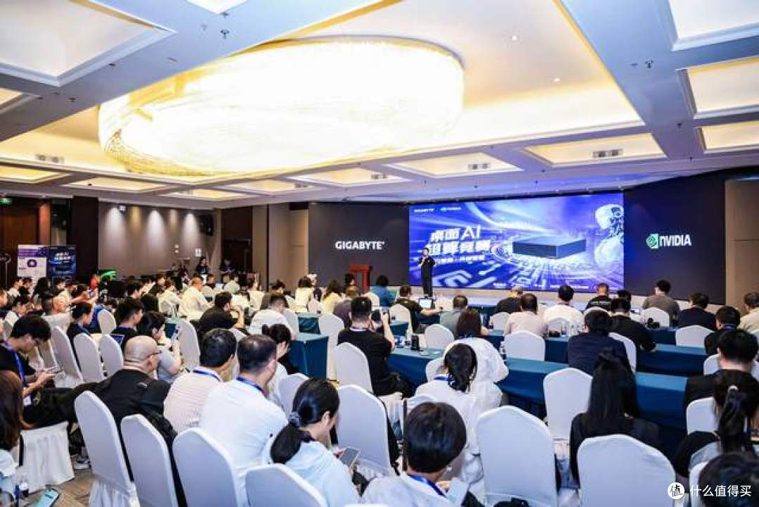 实地打卡技嘉×NVIDIA黑客松,聊聊桌面AI算力新选择