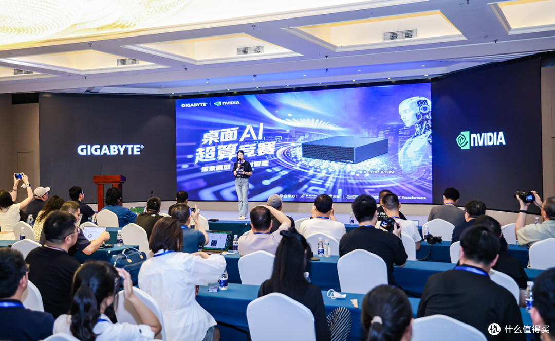48小时跑通本地大模型:技嘉NVIDIA超算竞赛,AI电脑真的要来了?
