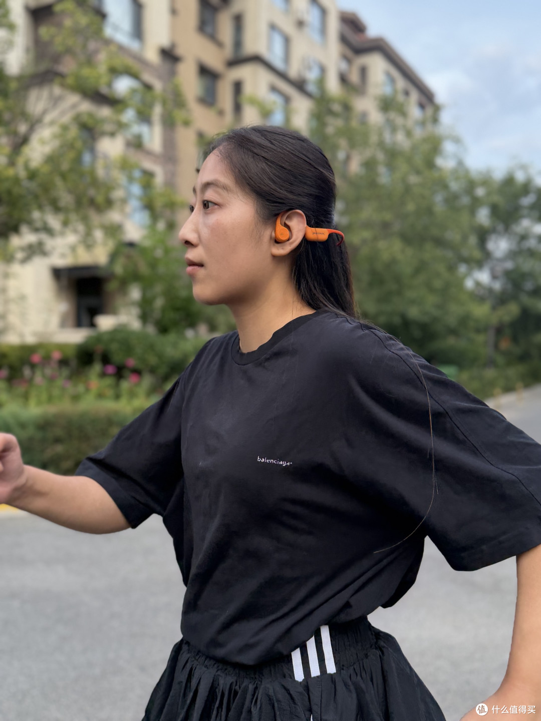跑了大半个月，这副两百多的骨传导耳机到底香不香？