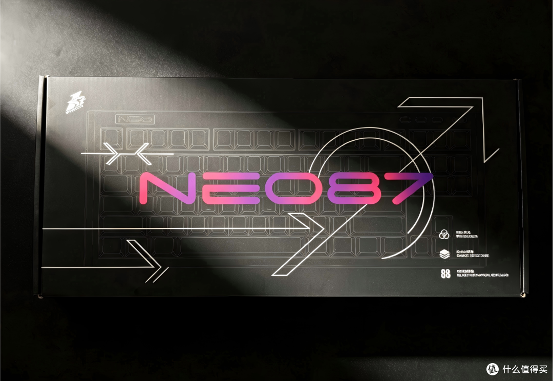 兼顾桌搭氛围与降噪,首席玩家NEO87静音轴机械键盘体验分享