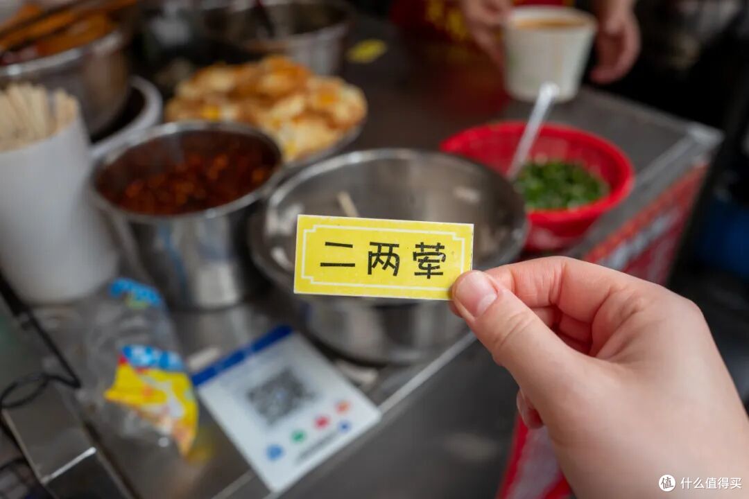 二两白酒一斤肉,回家再睡三刻钟!这座城的过早方式比武汉还硬核