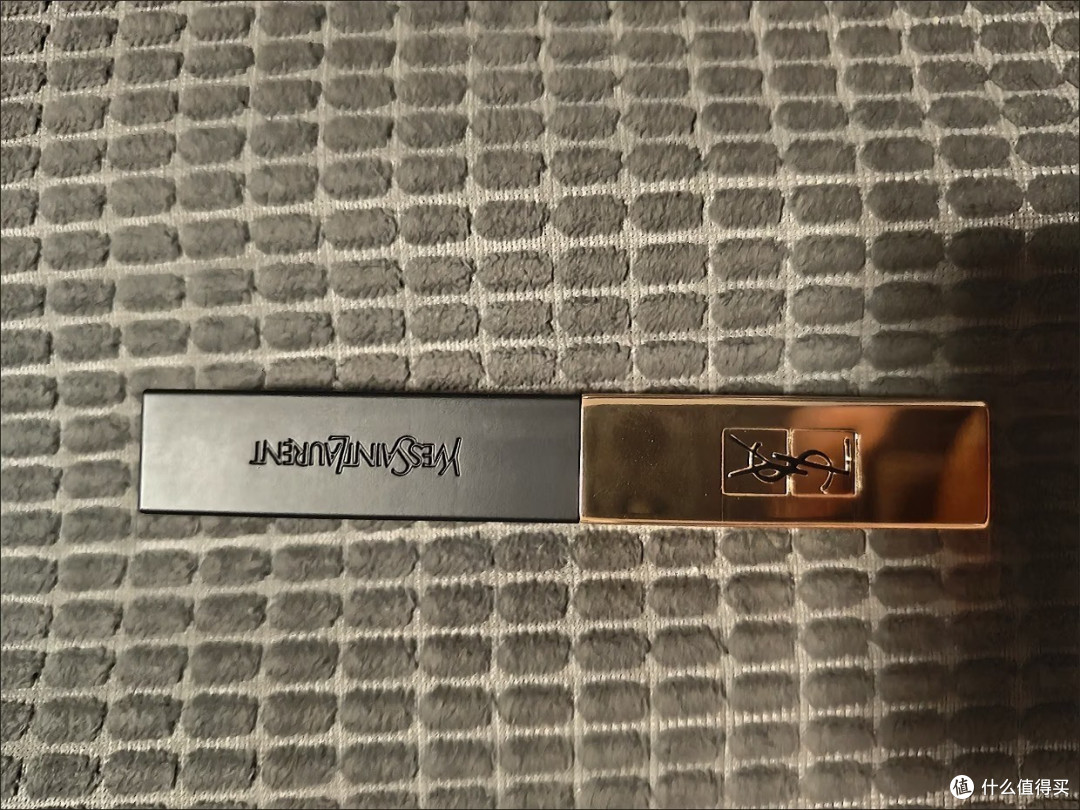 YSL 小金条 #38 琉金焰:不张扬,但最撩心动