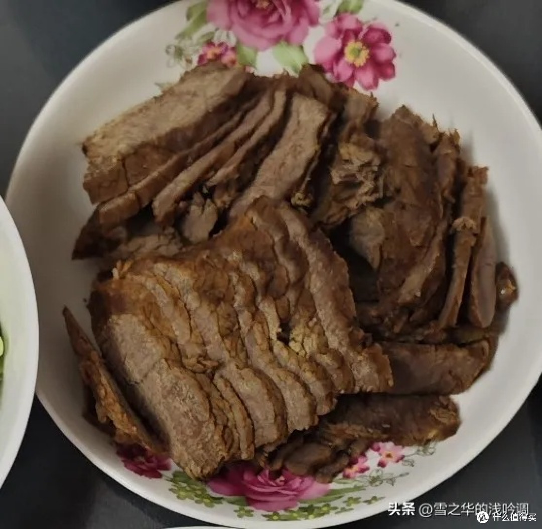 清蒸黄鱼与蒸牛肉的烹饪技巧