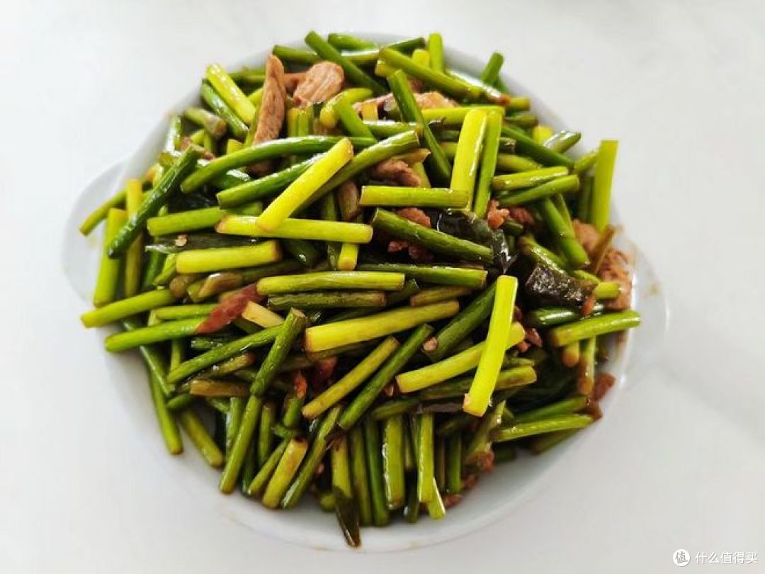 看看我家午餐,剩饭剩菜也吃得香,五种搭配,营养也不错!