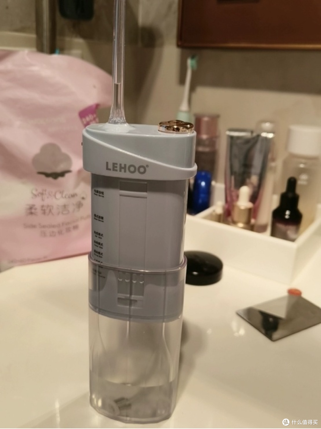 出差党想轻装清洁?便携式冲牙器怎么带,耐用续航都要看清