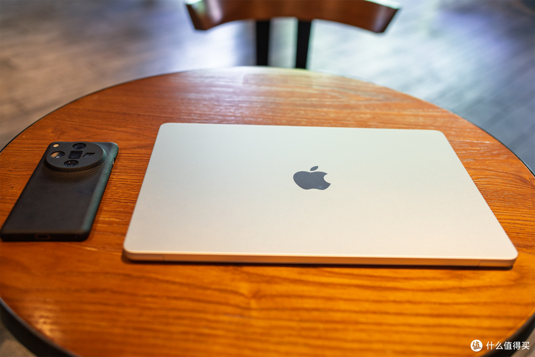 苹果官网涨了2000元后,我八千出头买的15寸MacBook Air M5更香了