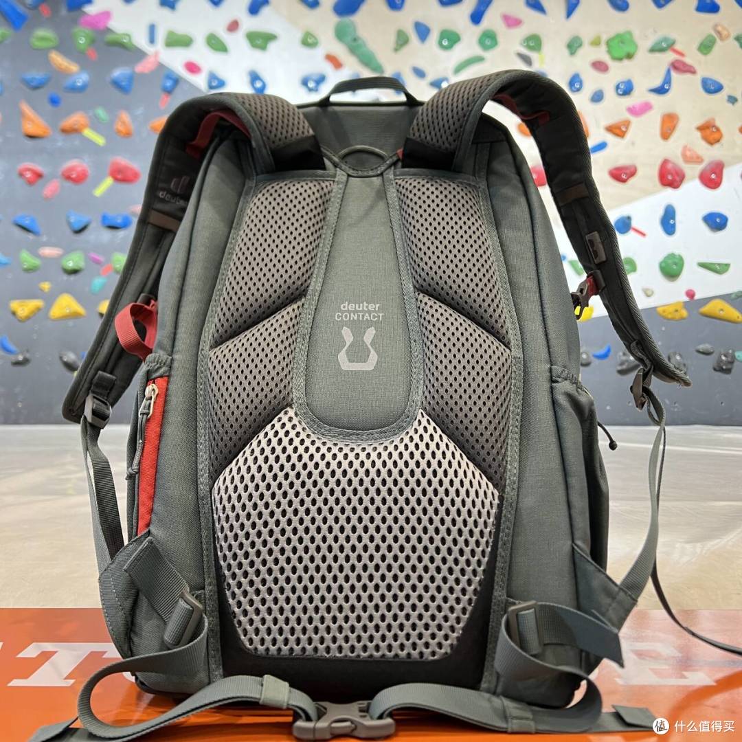 不止是护脊书包!户外老牌“多特”,7岁体育生课业训练从容兼顾