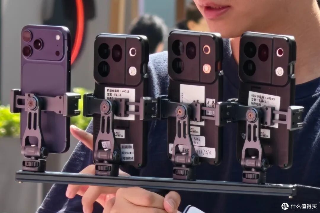 iPhone18首发小米18压轴,9月机圈大乱斗,谁才是真正的机皇?