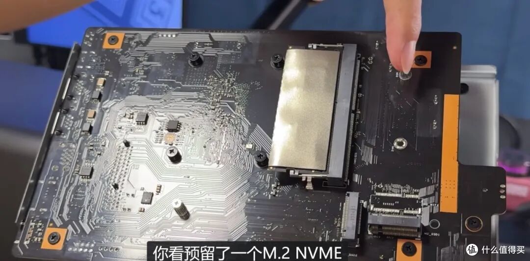 全新N100四盘位NAS,铁牛NAS四盘位+双2.5G+双NVME,8+64G1499