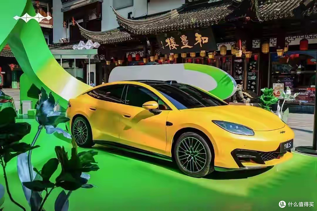 3年狂卖50万辆!方程豹反手甩出4款王炸新车,8月18日钛7先上!