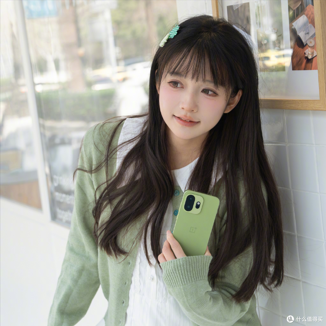一加16泄密:京东方定制屏幕打败三星,主打5000元以上定位