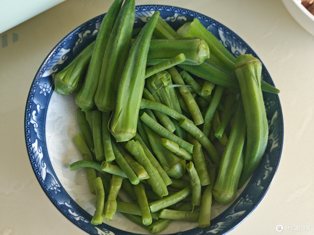 什么是顶级享受？下班后空调房里吃烤肉喝清爽解腻的气泡黄酒。