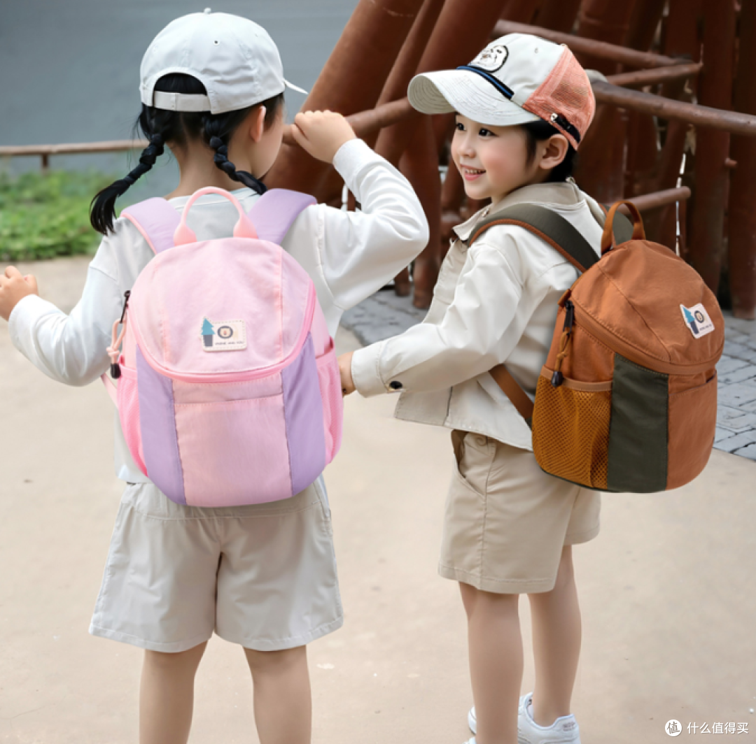 上学出游一包搞定！第九城堡2-6 岁幼儿两用背包场景推荐