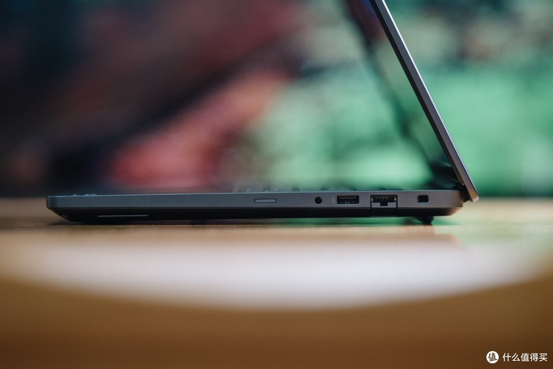 Dell Pro Precision 5 16移动工作站:看似商务本,实则内藏乾坤