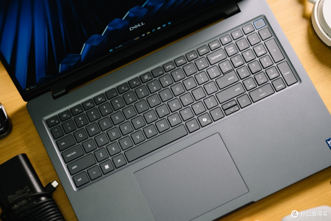 Dell Pro Precision 5 16移动工作站:看似商务本,实则内藏乾坤