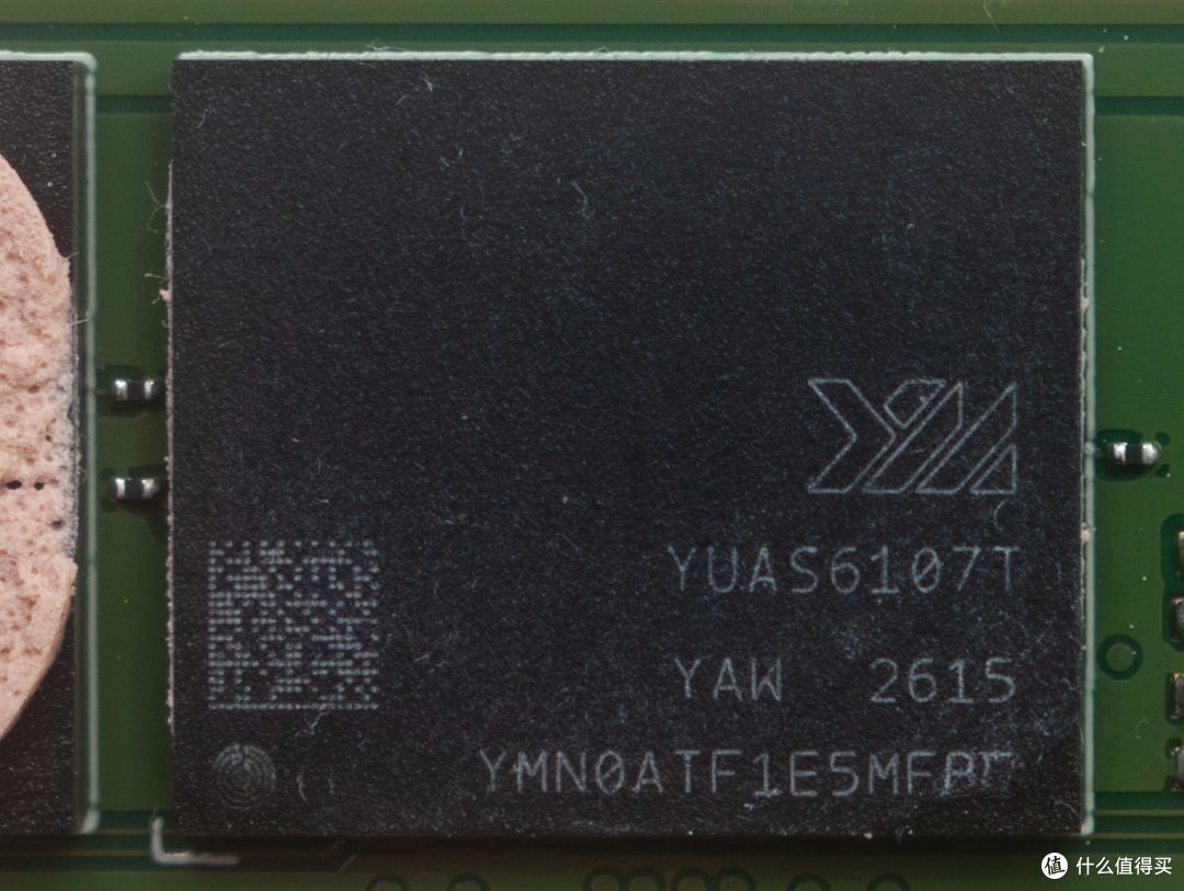 先进存力基石 长江存储PE511 12.8TB企业级SSD评测