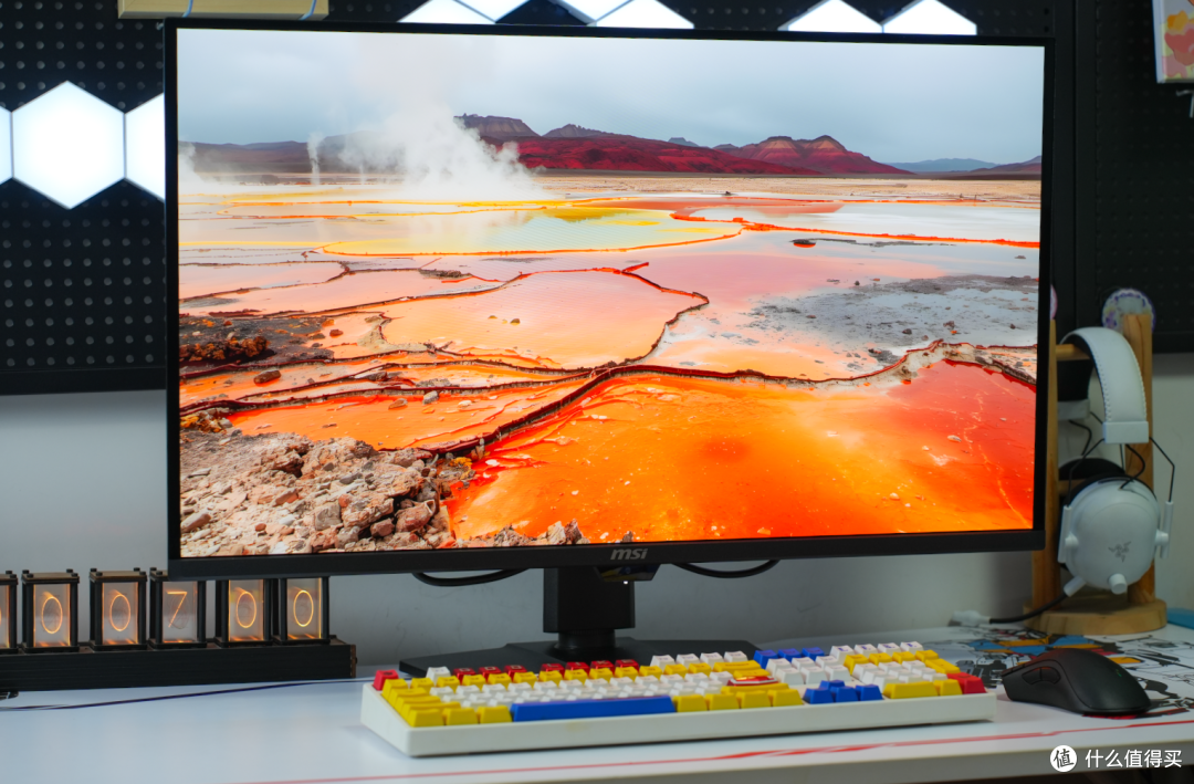 今年最稳的4K OLED显示器?微星MPG 322UR QD-OLED X24流光实测