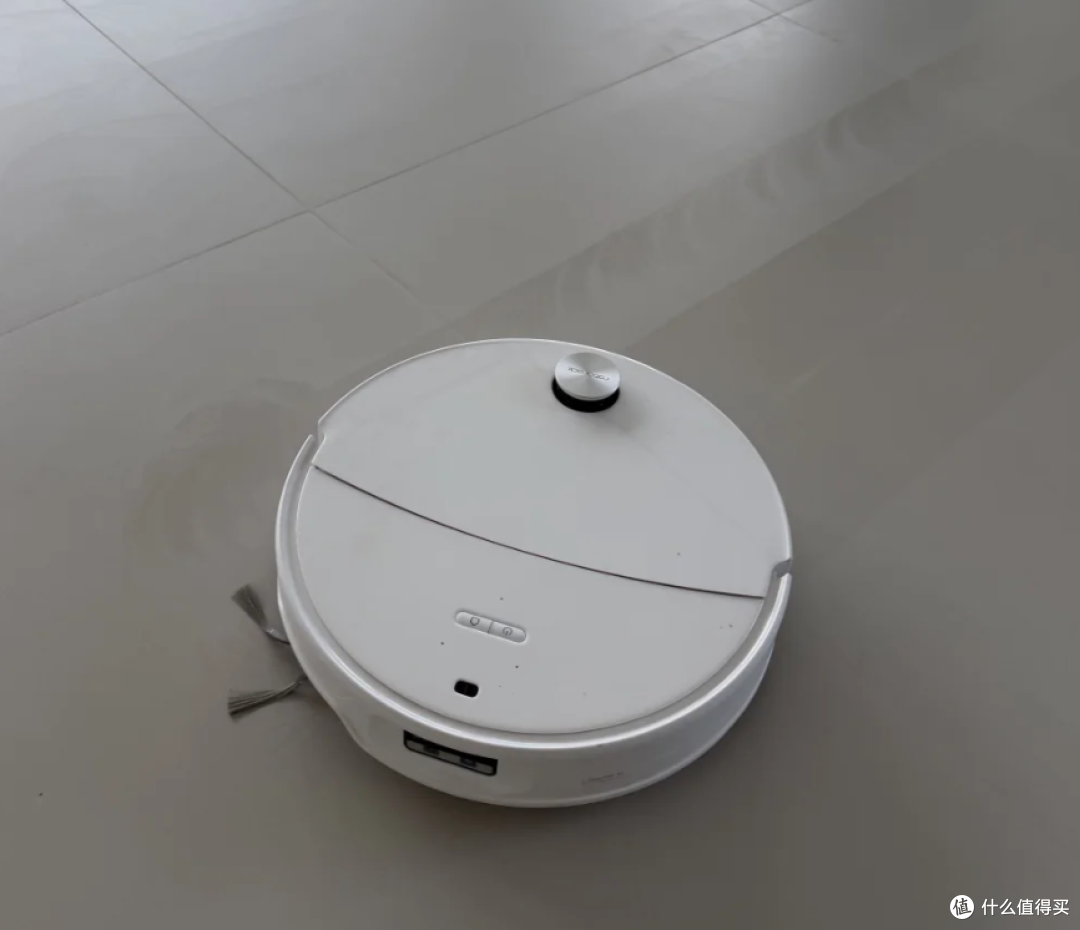 扫地机器人:日子哪能跟谁过都一样?买扫地机器人应该看哪些方面?