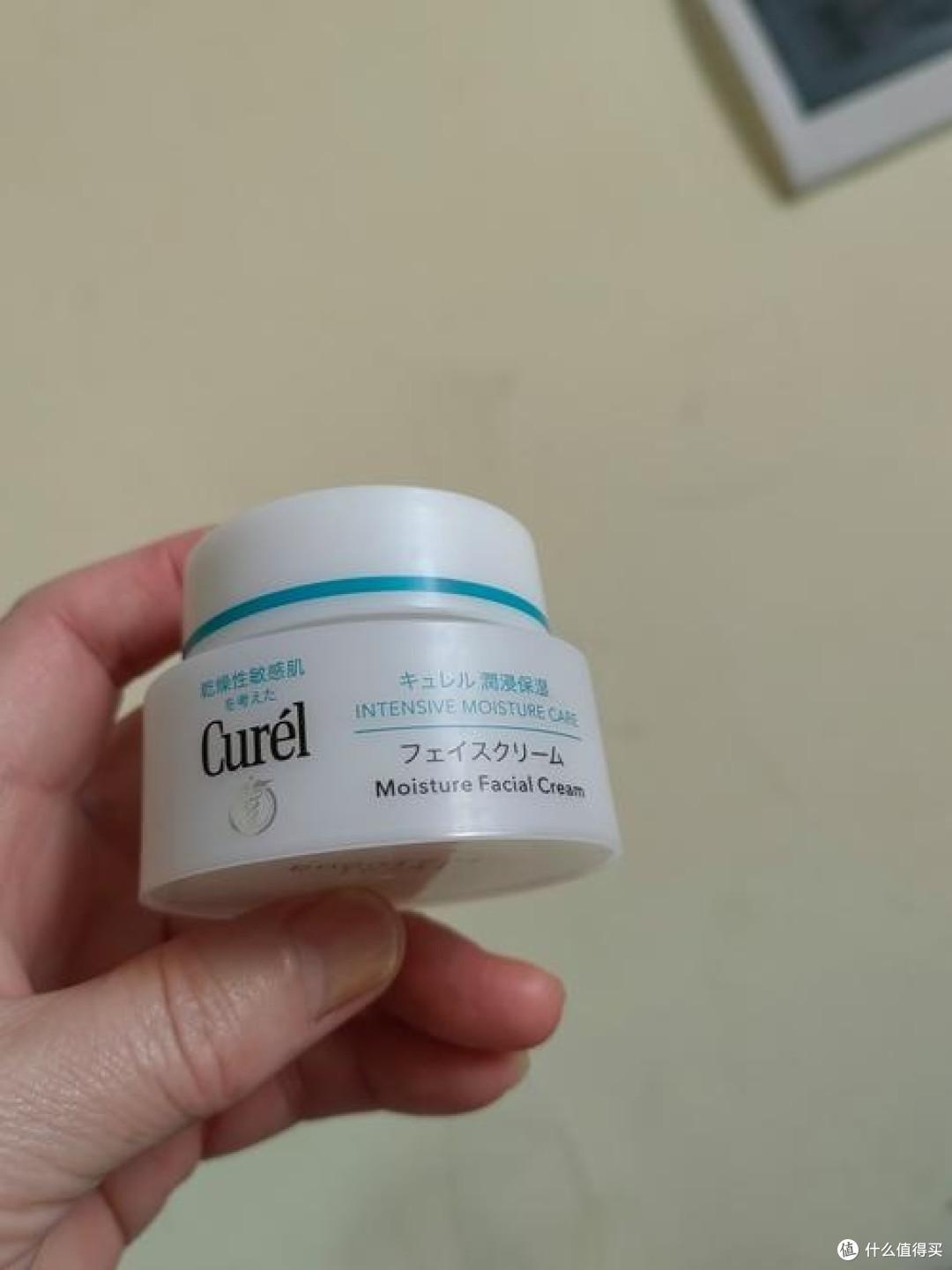 眼周干到起皮卡粉,哪款眼霜保湿维稳效果好?3款实测,稳住眼周