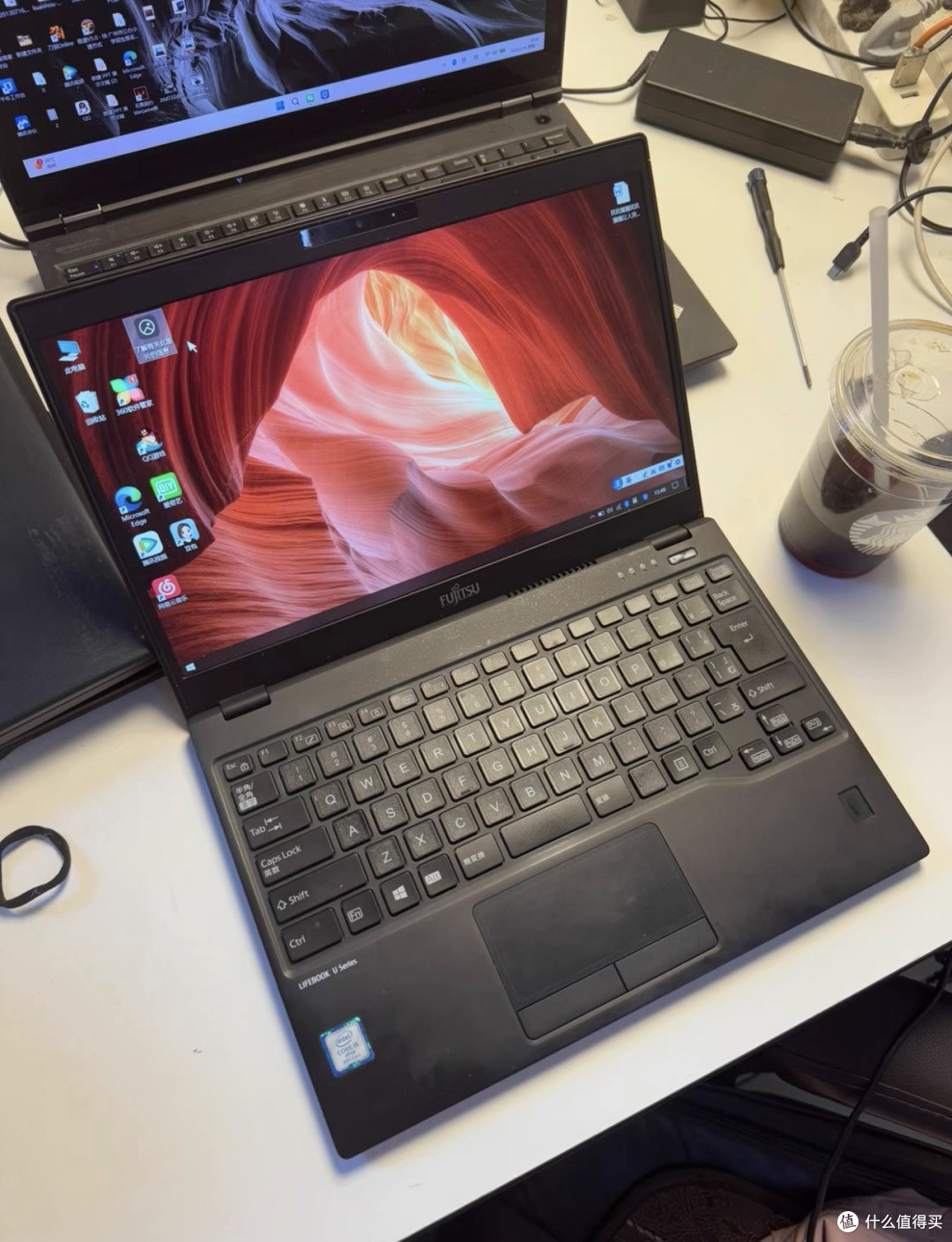 800g重量日系便携商务本CPU: i7-8565U 几百块到手洋垃圾笔记本。