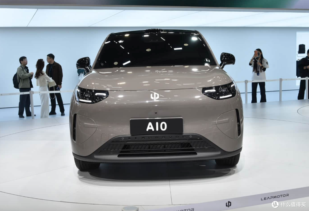 纯电续航403km起,零跑A10凭什么卖得比特斯拉、比亚迪还好?