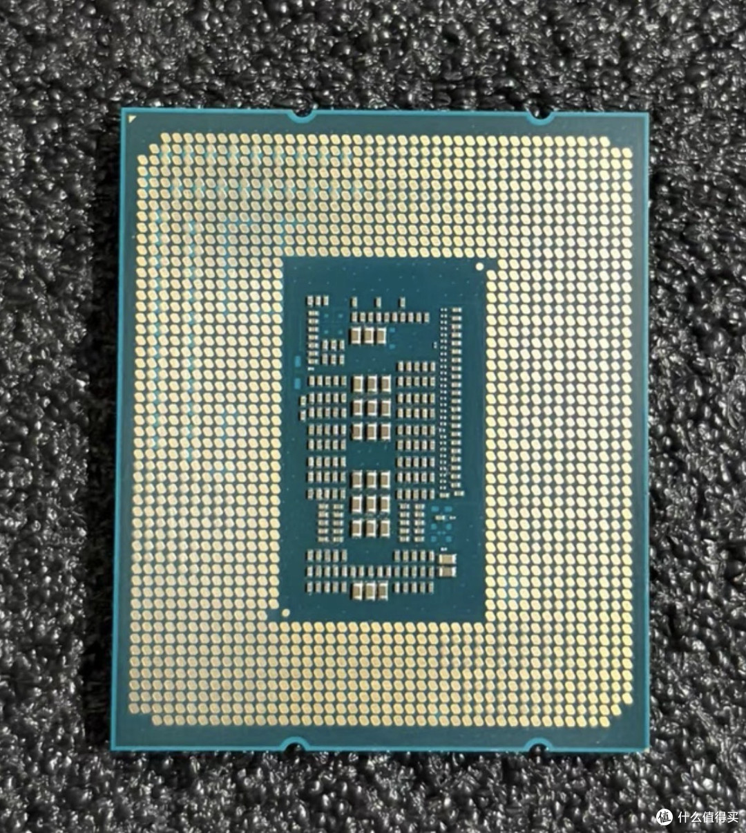 闲鱼大量涌入i5-12400F，6核12线程睿频4.4GHz，680块包邮送硅脂