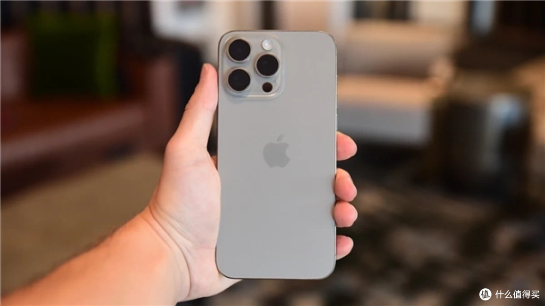 iPhone16 Pro用满两年,除了续航依旧很能打