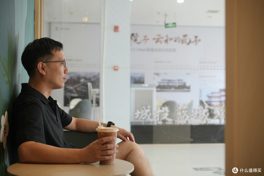 下班直接约会,成年男人怎么穿才合适?POLO衫实现七夕无缝切换!