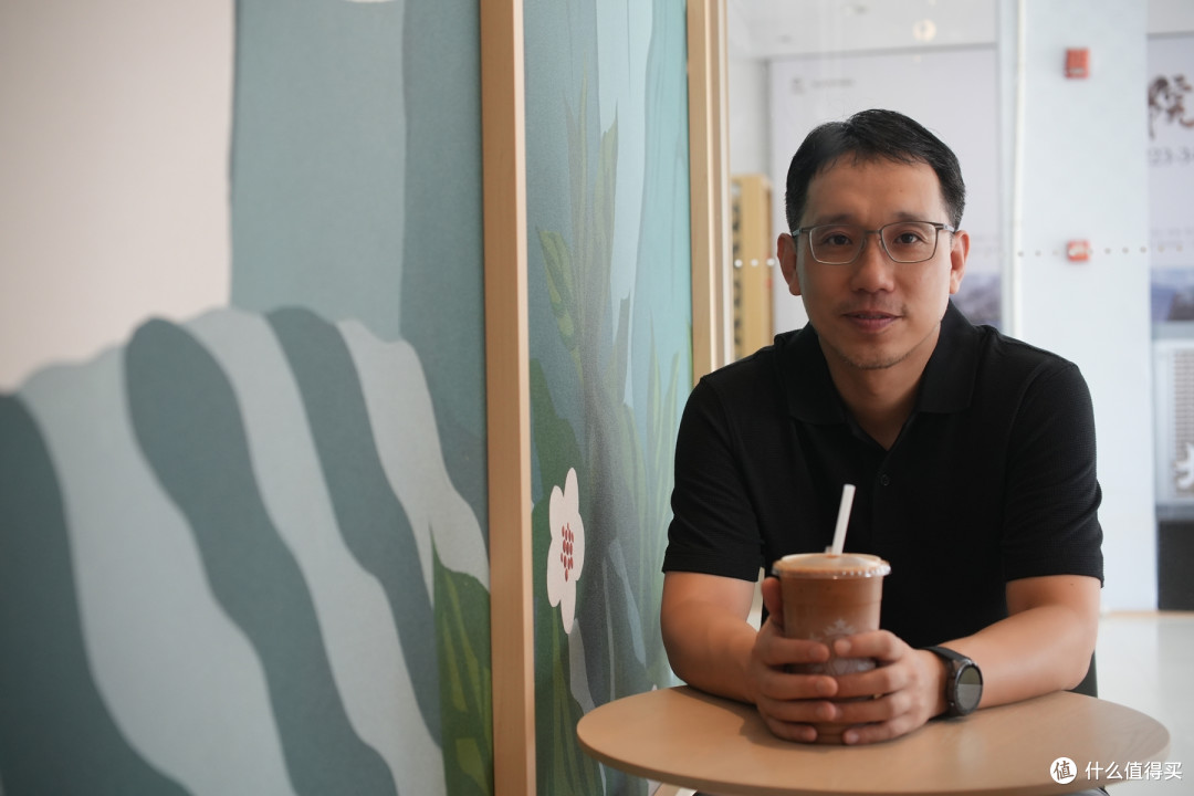 下班直接约会,成年男人怎么穿才合适?POLO衫实现七夕无缝切换!