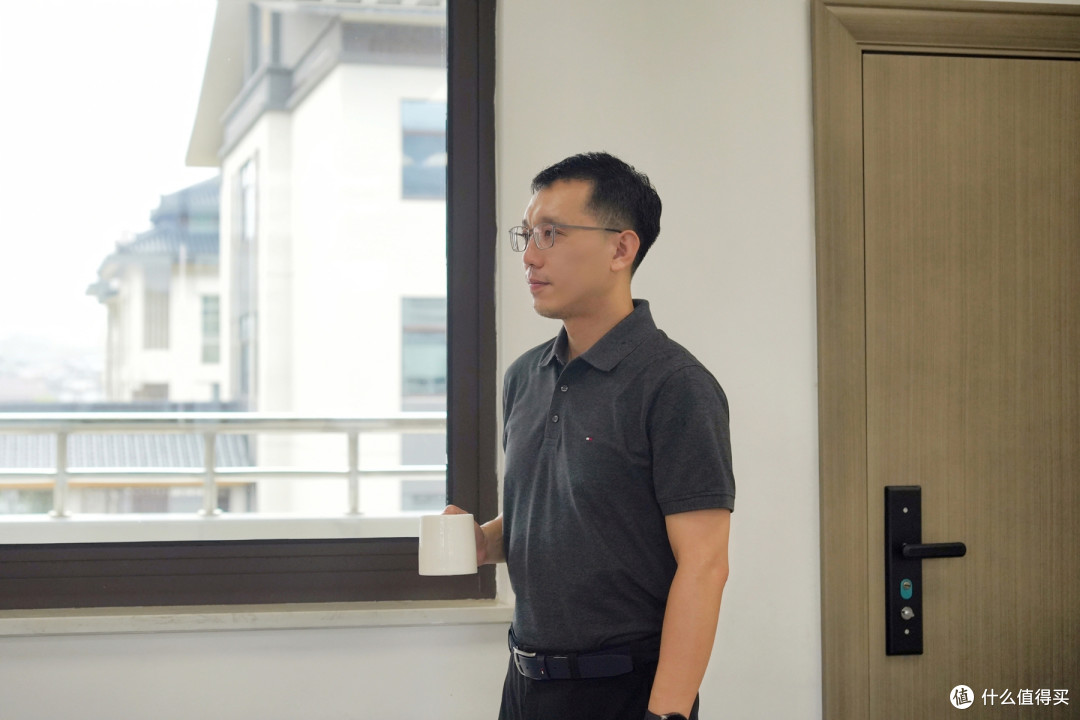 下班直接约会,成年男人怎么穿才合适?POLO衫实现七夕无缝切换!