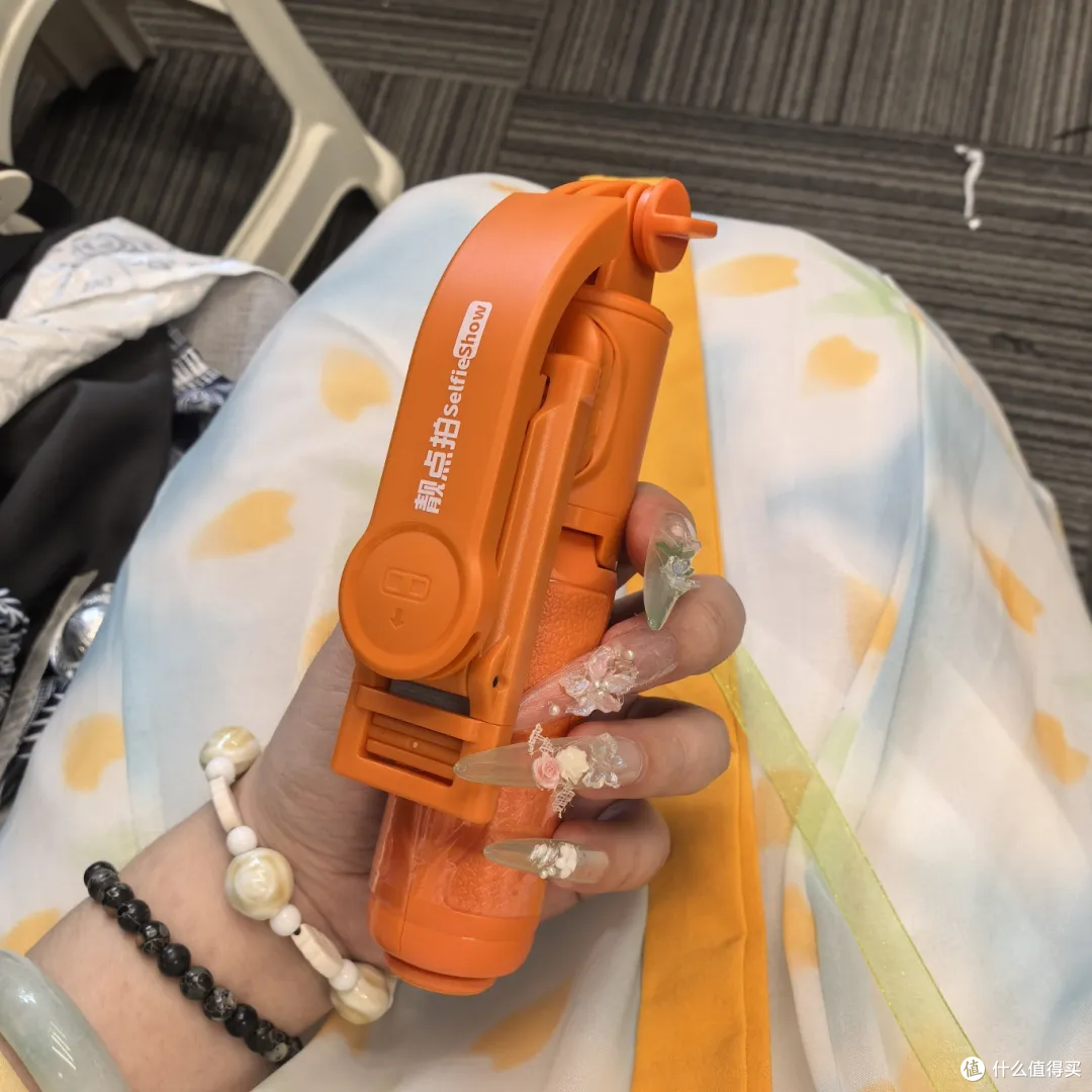 七夕礼|比起转瞬凋谢的花,送她可以定格温柔的掌心浪漫💌