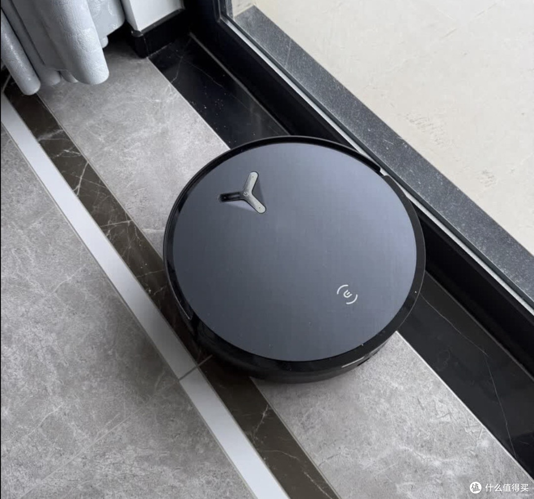 科沃斯X12 PRO:被这台滚筒洗地机器人惯坏的一周。