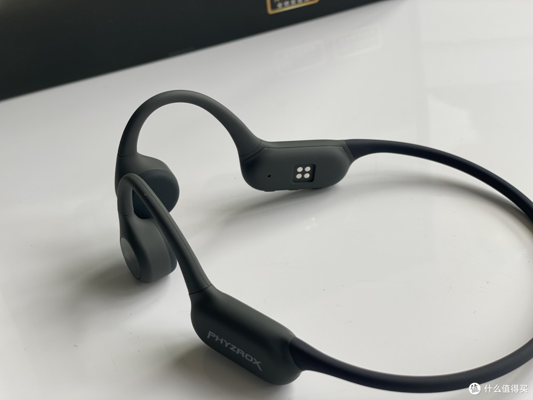斐速X20 PLUS骨传导耳机测评:运动党的“全能搭子”来了!