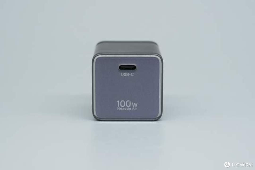 绿联Nexode Air 100W氮化镓快充拆解