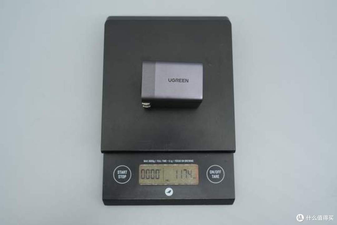 绿联Nexode Air 100W氮化镓快充拆解
