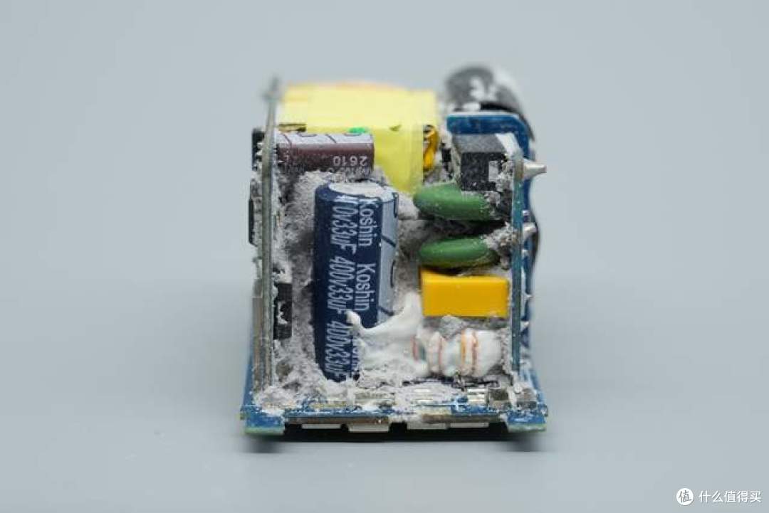 绿联Nexode Air 100W氮化镓快充拆解
