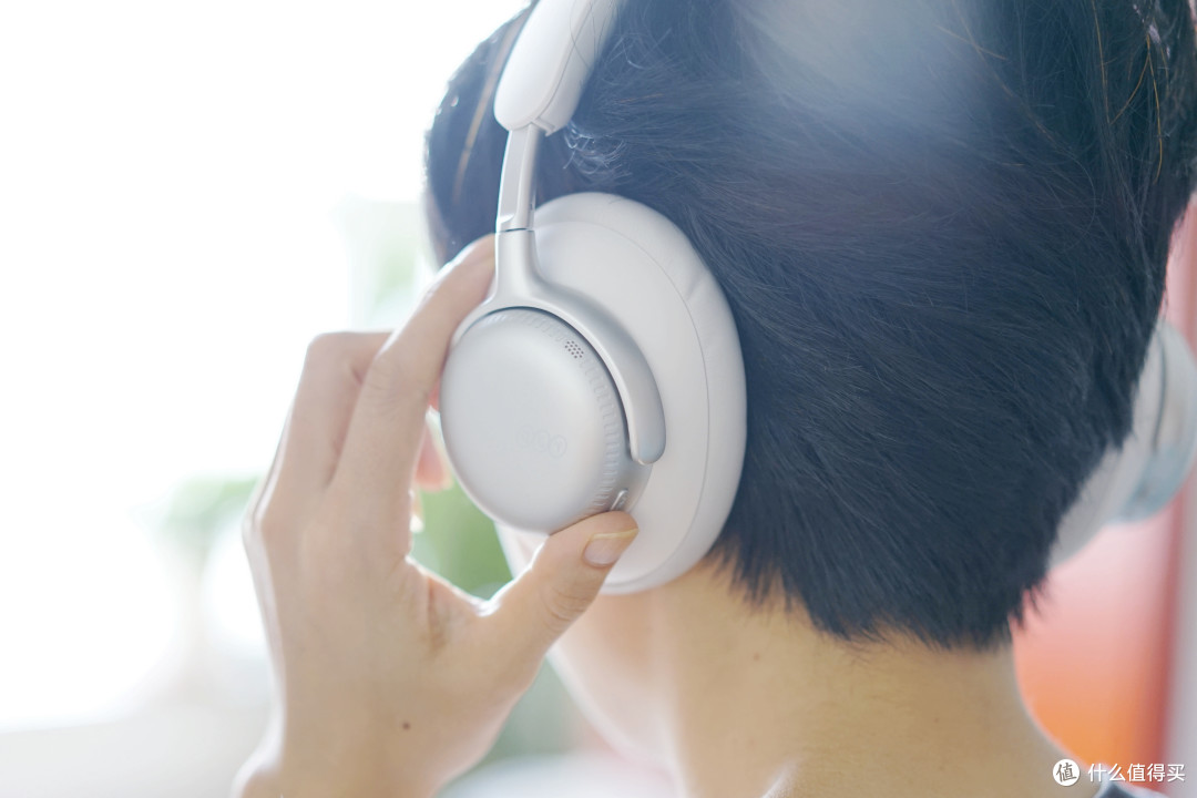 17周年顶配新作,降噪音质直接拉满丨实测QCY H6 Ultra无线耳机
