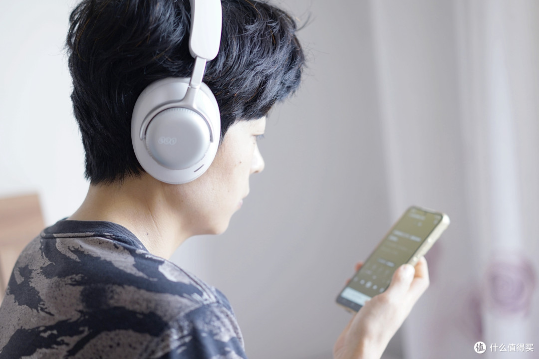 17周年顶配新作,降噪音质直接拉满丨实测QCY H6 Ultra无线耳机